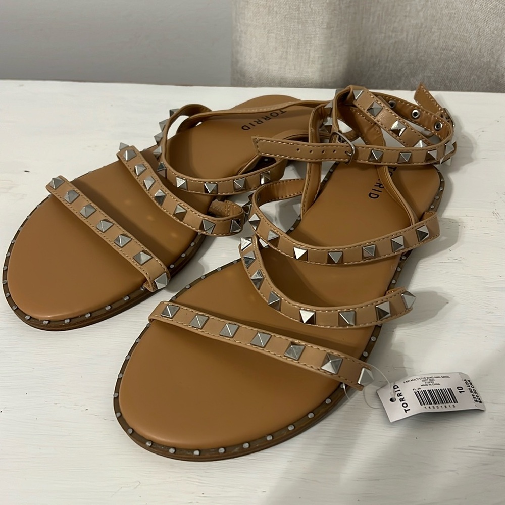 NWT!! Torrid Studded Sandals